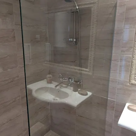 Apartment Modern Sea View 1br 2 Min To The By Flat Mаnager